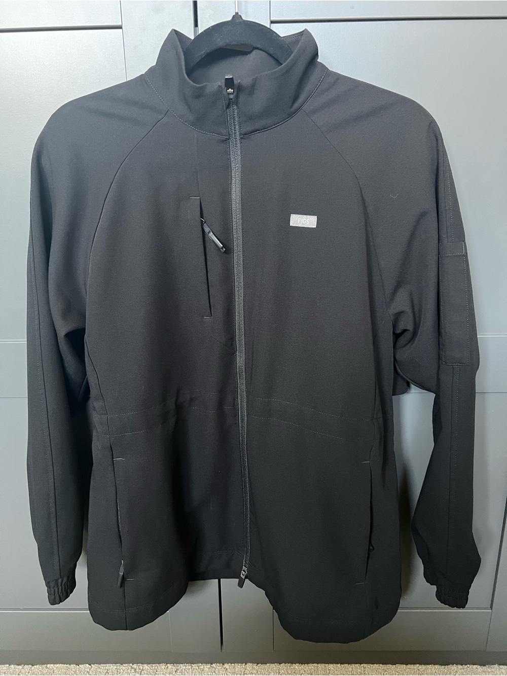 EUC Women’s FIGS Technical Collection Black Softshell Scrub Jacket- Sz Small